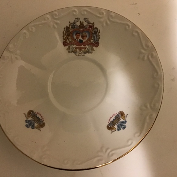 Vintage - Charles and Diana Royal Wedding Tea Cup and Saucer - Picture 3 of 3